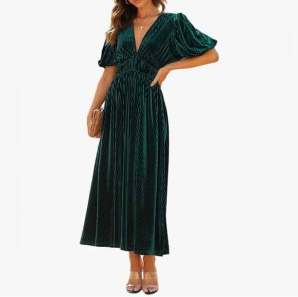 Amazon Dresses & Skirts - Emerald Velvet Dress Midi Bustier Milkmaid Short Sleeve Vneck M Bridesmaid Boho